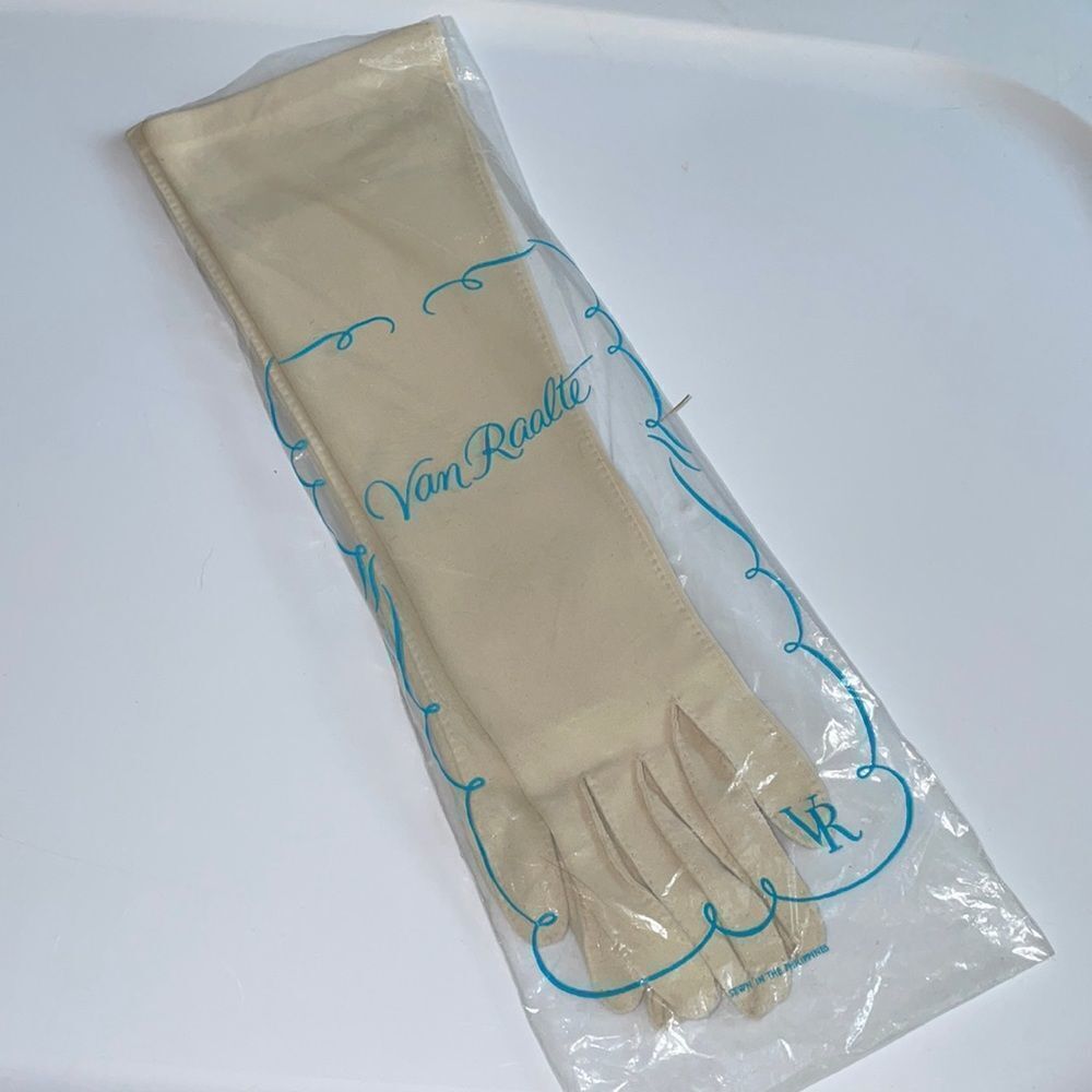 Vtg New in packaging Van Raalte beige/taupe long nylon gloves‎